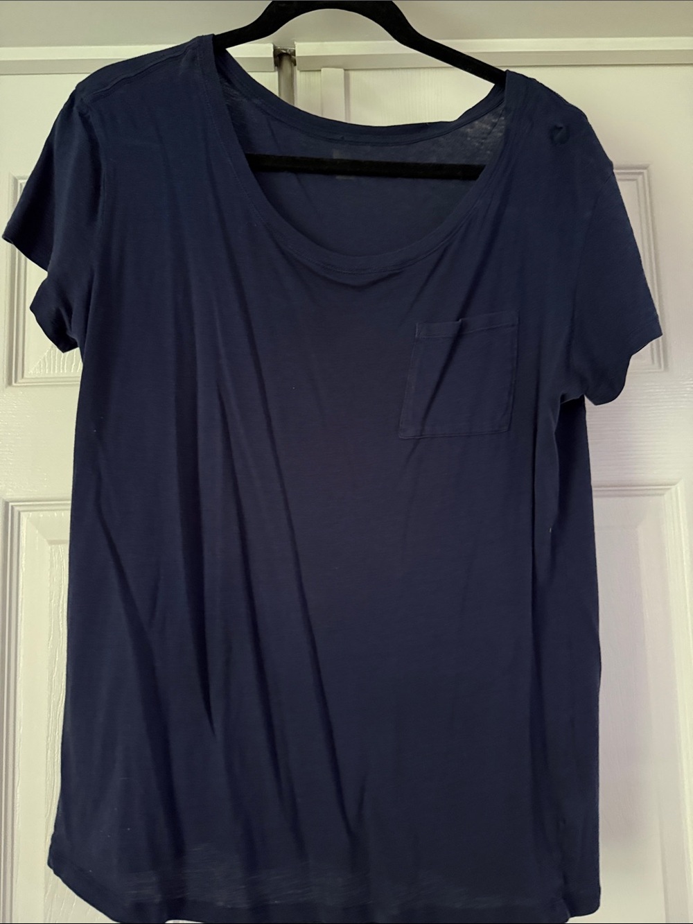 GAP Women's Navy Short-Sleeve Pocket Tee